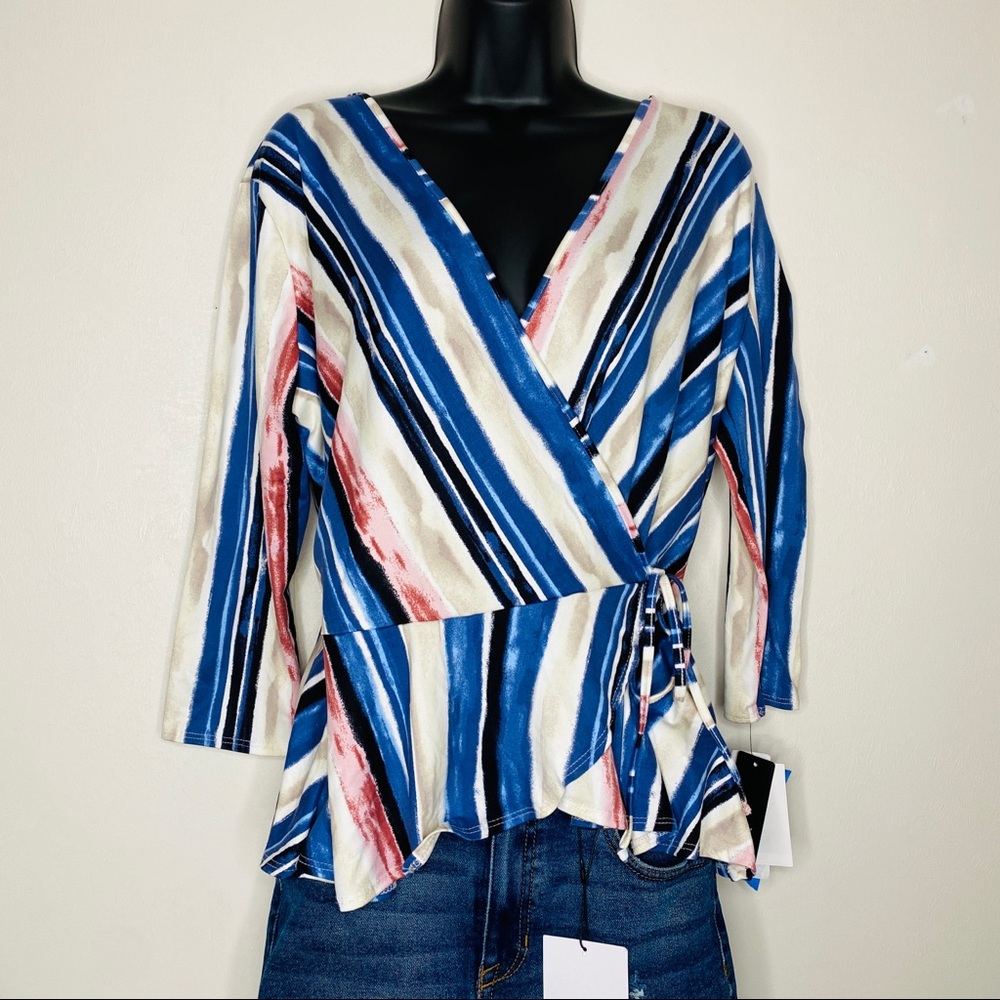 BCX Watercolor Wrap Blouse NWT Size XL - Picture 4 of 9